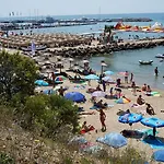 아파트 Dom-el Real In Sea View Complex *