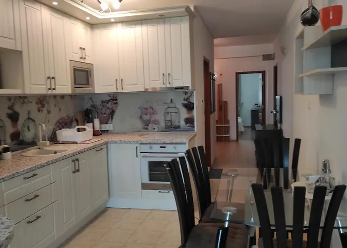 Dom-el Real In Sea View Complex Daire