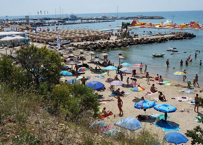 아파트 Dom-el Real In Sea View Complex *